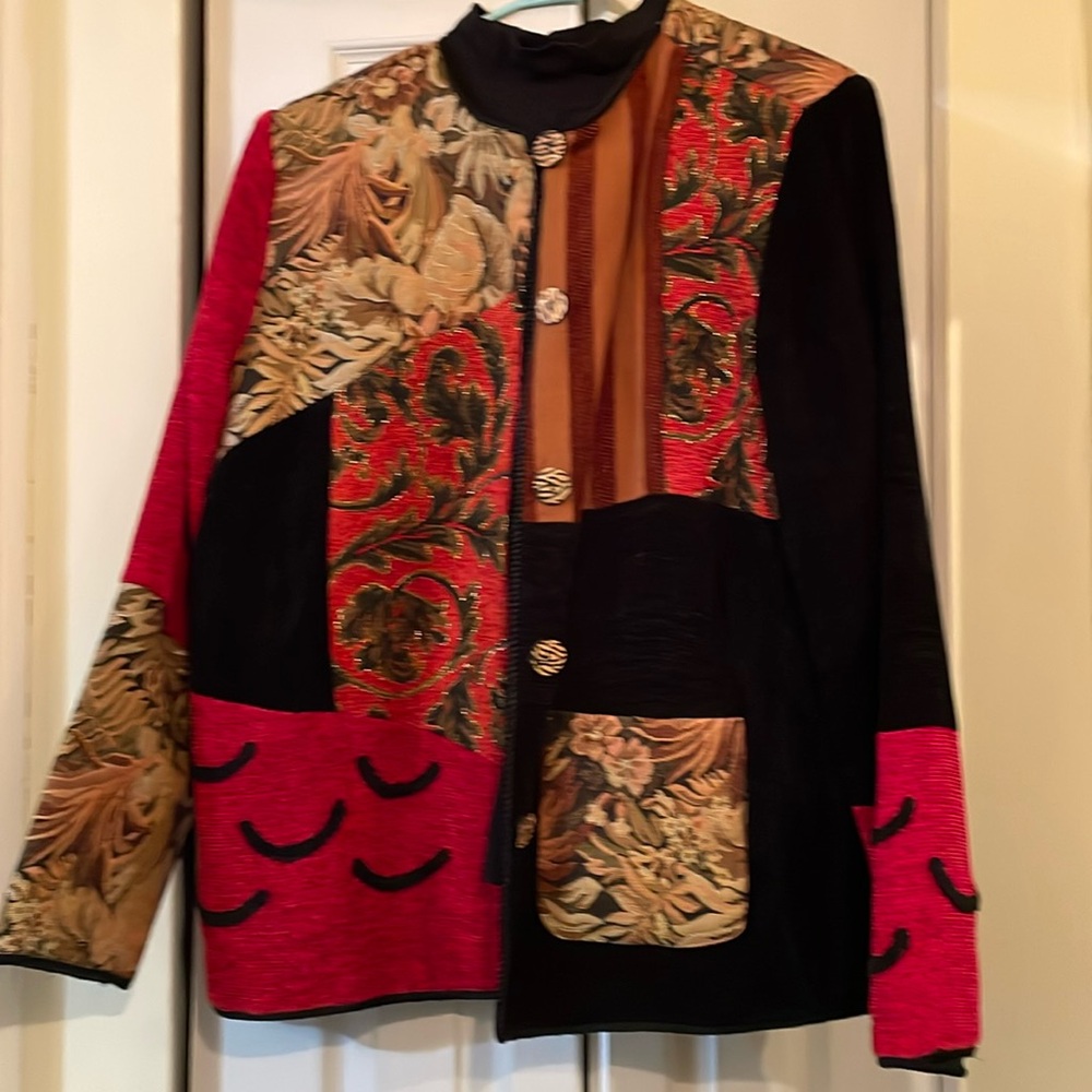 Beautiful Alex Ken jacket, size 1x, multicolored Evening jacket.